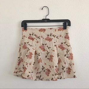 🔥WKND SALE🔥 Brandy Melville Floral Skirt